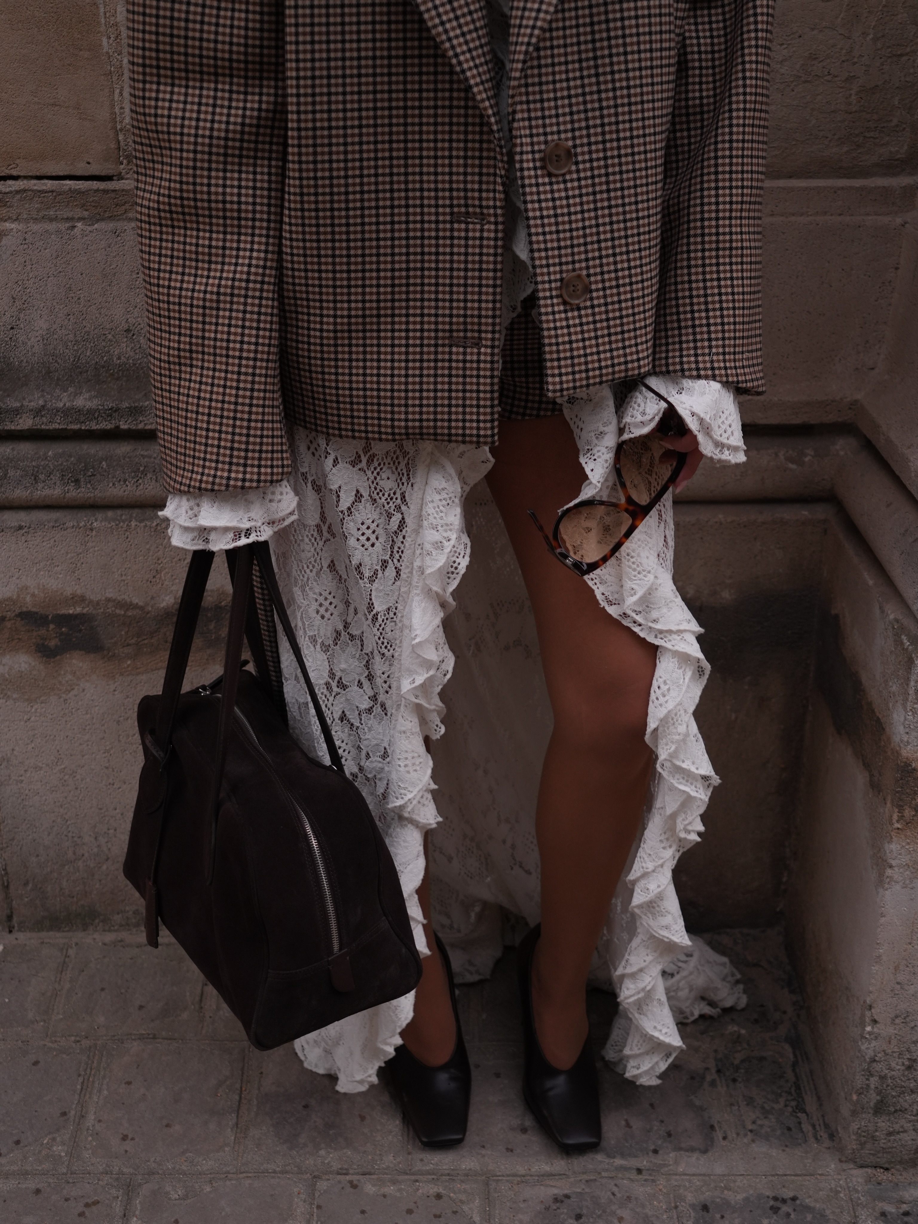 Fall is in the air 🤎

#fall #falllook #fallfashion #paris #parisianstyle