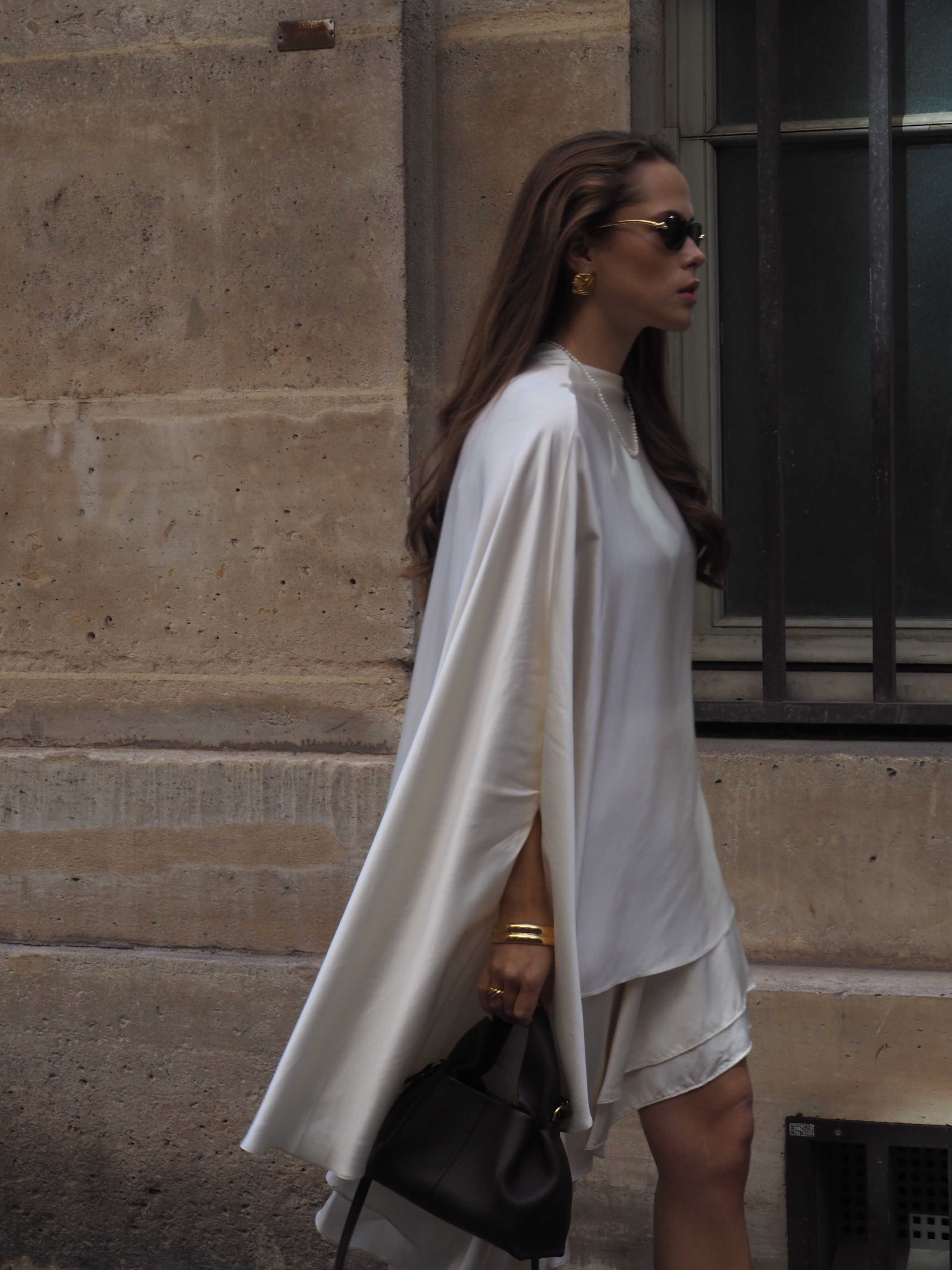 The days are just flying by. 🤍 I’m actually ready to get back to work after a vacation. The last two days, I’ve been shooting content for a client, and I can’t wait to get back into my routine.

#paris #parisianstyle #fashioninspo #elegantstyle #pinterestaesthetic