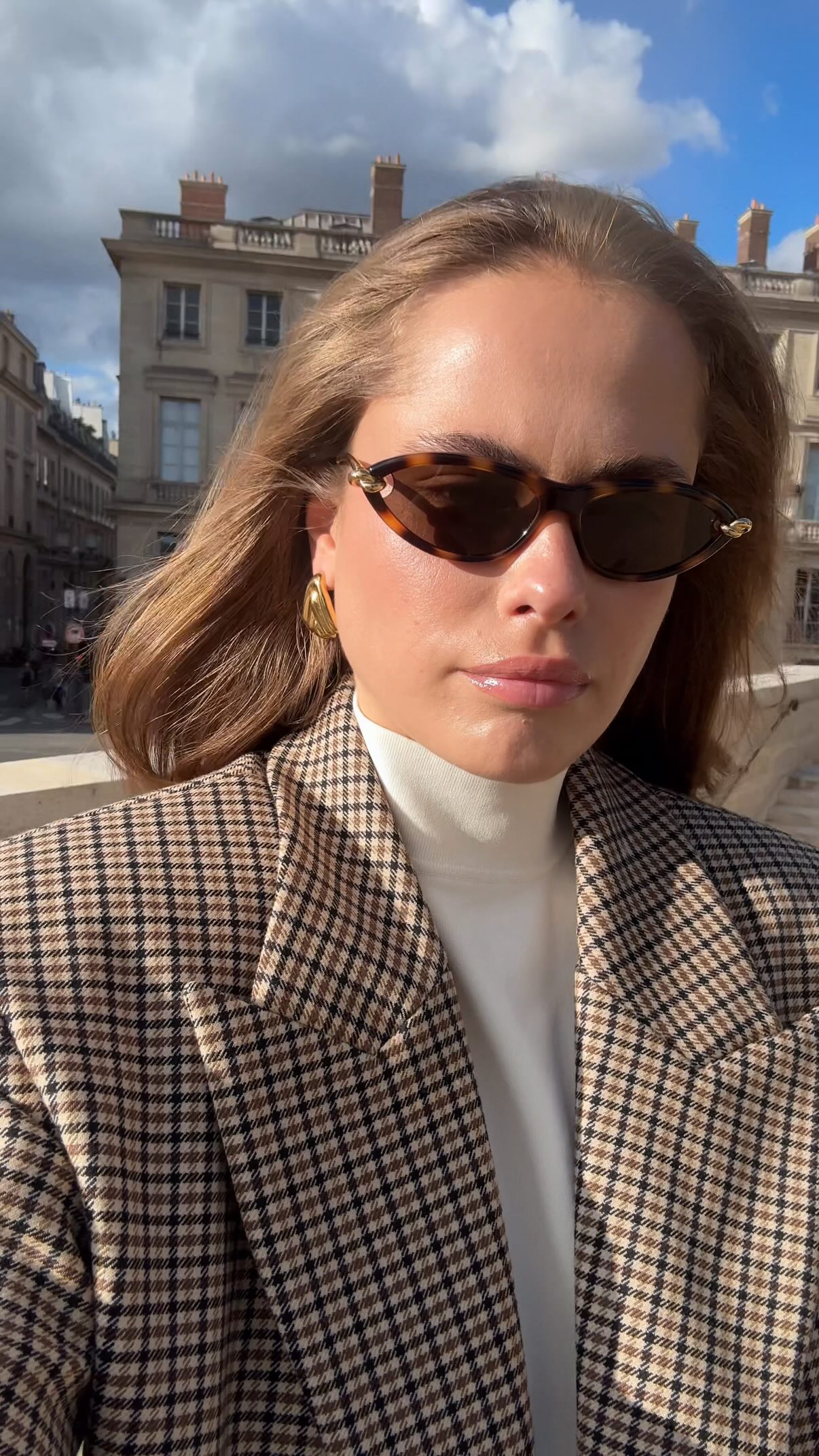 Travelling back to Paris in September to shoot content for fashion and beauty brands and my own profiles 🥹 Can’t wait! 

Stay tuned for fall looks and content from Paris 

#contentcreater #parís #creatorlife #parisianlife #ugccontentcreator